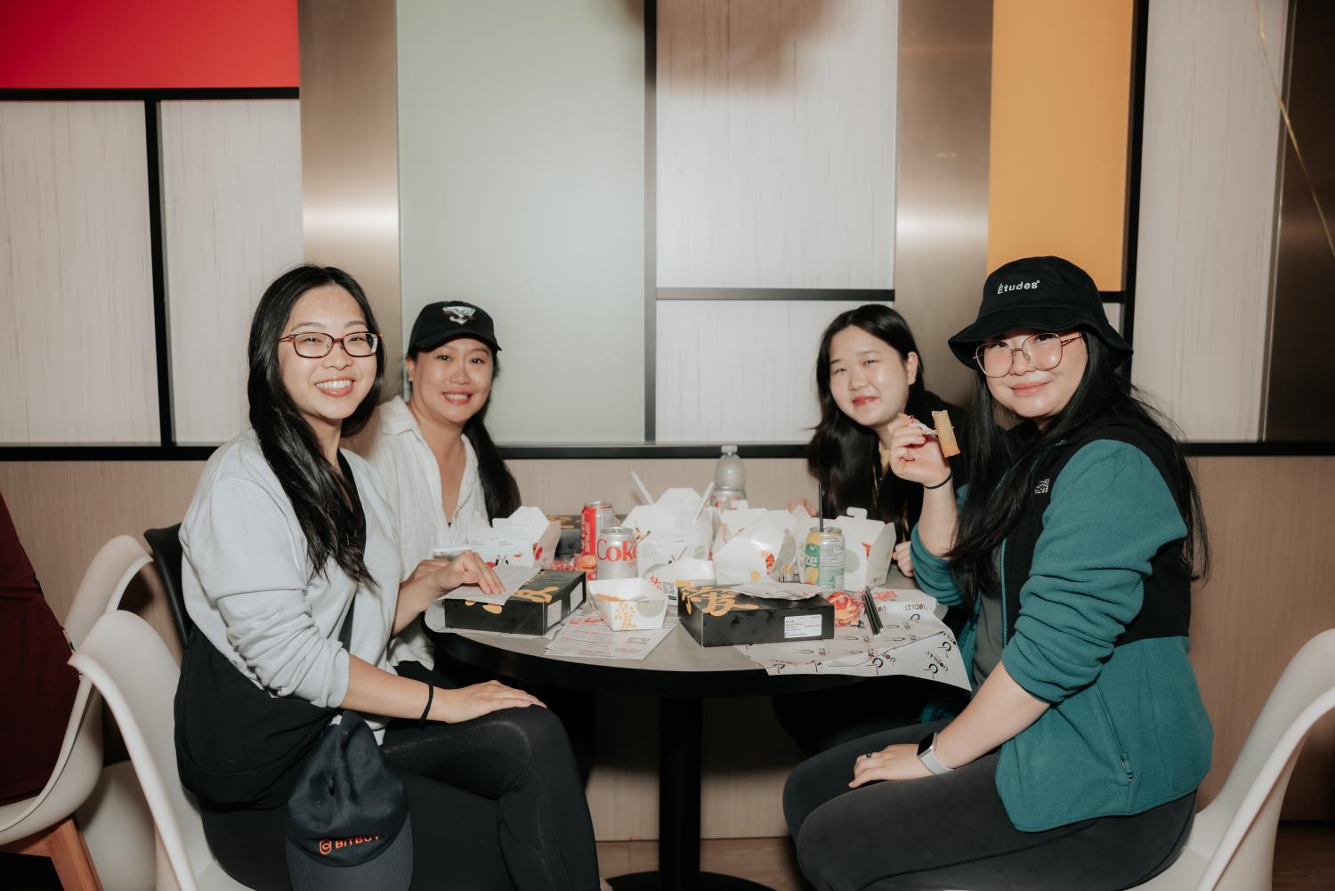 OODLES WOK:WHERE EAST MEETS FEAST – SOMeTHING DELICIOUS FOR EVERYONE